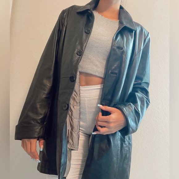 Leather jacket - Picture 2 of 7